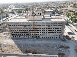 وزارة التخطيط تتابع  مشروع إعادة تأهيل مستشفى السلام  سعة ٤٠٠. سرير في مدينة الموصل، وتدعو الجهات المعنية الى استئناف العمل فيه
