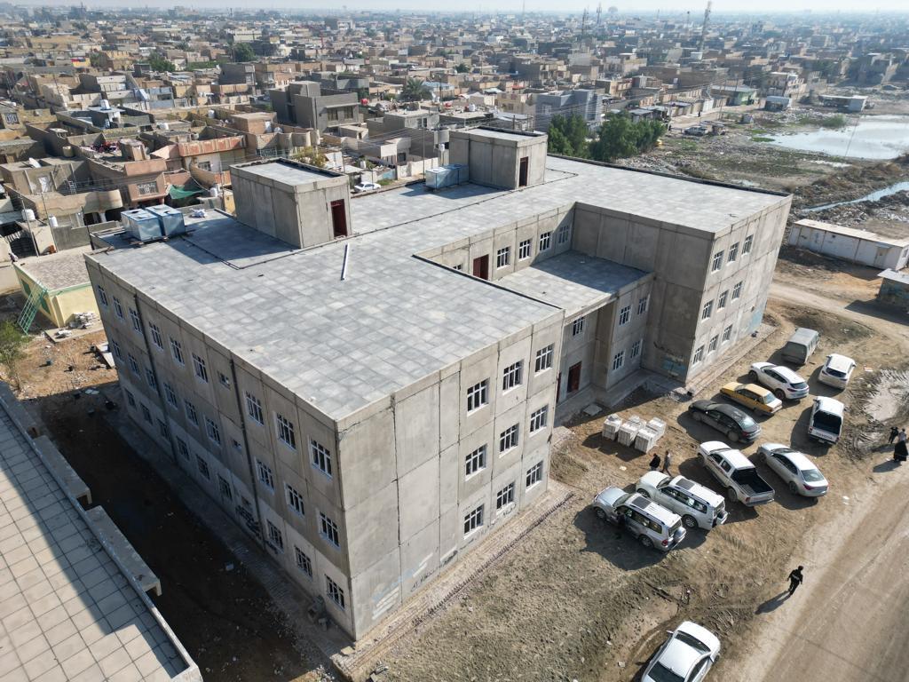You are currently viewing وزارة التخطيط تطّلع ميدانيا على مشروع بناء ١٣ مدرسة بإسلوب البناء الجاهز ( الكونكريتي ) في مُحافظة بابل