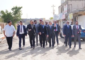 Read more about the article نائب رئيس مجلس الوزراء- وزير التخطيط الدكتور محمد علي تميم، يزور مجلس محافظة المثنى، ويتابع ميدانيا تنفيذ مشاريع في قضاء الوركاء