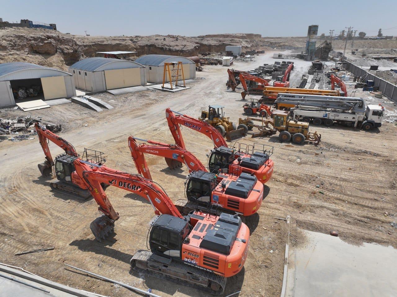 You are currently viewing فريق من وزارة التخطيط يتابع ميدانيًا مشروع الصرف الصحي المتكامل في مدينة هيت بمحافظة الأنبار