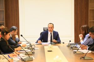 Read more about the article وزارة التخطيط تبحث مع فريق الأمم المتحدة مسودة إطار التعاون للتنمية المستدامة (2025–2029)