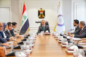 Read more about the article نائب رئيس مجلس الوزراء – وزير التخطيط يترأس اجتماعًا للملاك الإداري في الجهاز المركزي للتقييس والسيطرة النوعية