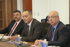 Read more about the article وزارة التخطيط والبنك الدولي يبحثان مستقبل المشاريع الكبرى لصندوق الإصلاح والتعافي