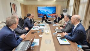 Read more about the article وزارة التخطيط تبحثُ مع شركة KBR الاستشارية الحلول في مجال التحول الرقمي