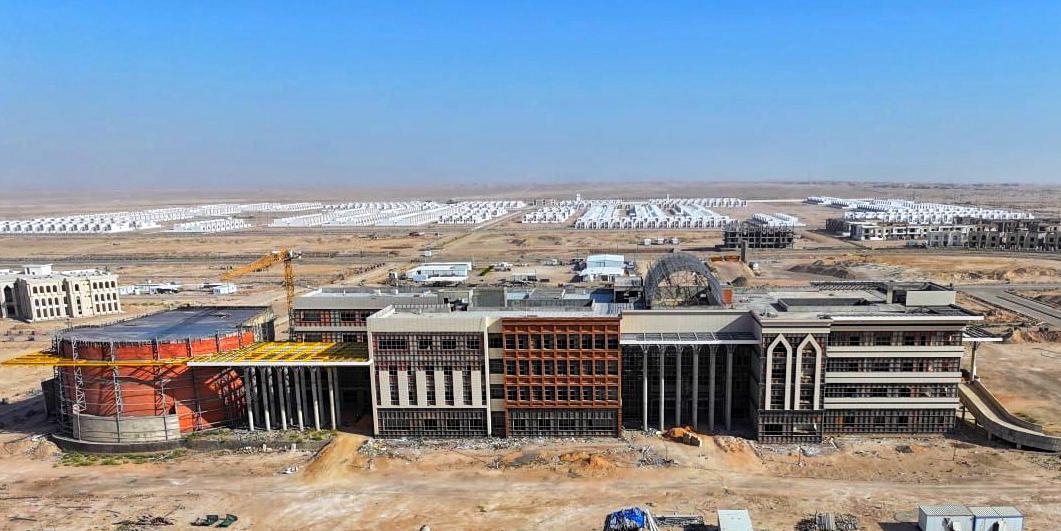 You are currently viewing وزارة التخطيط تتابع ميدانيا مشروع مبنى محافظة الأنبار الجديد بنسبة إنجاز 78%