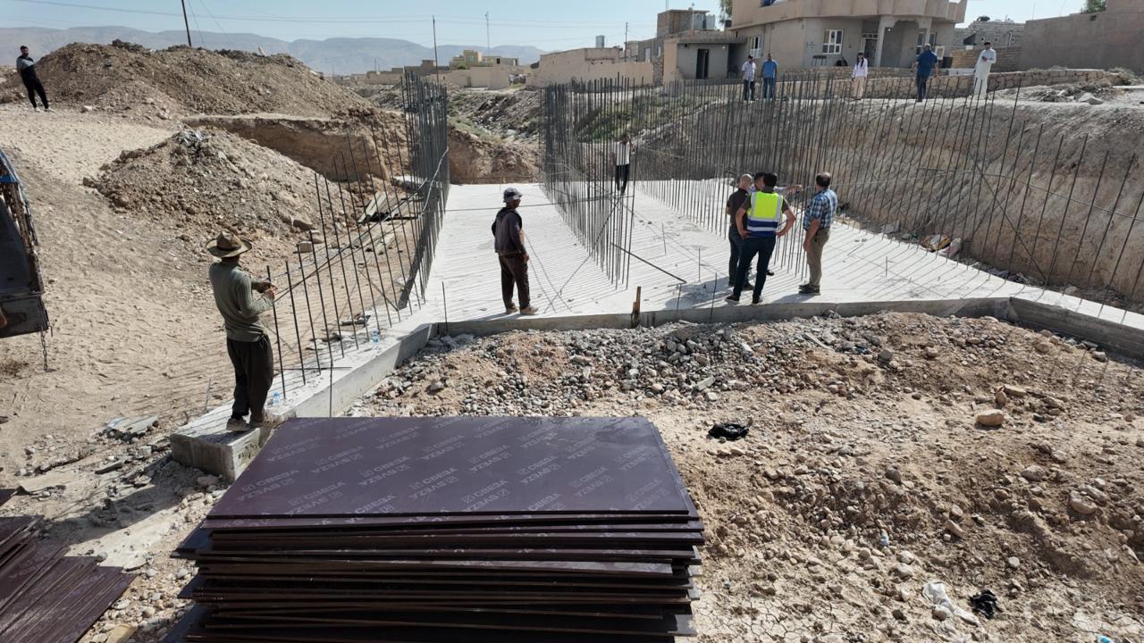 You are currently viewing وزارة التخطيط تتابع ميدانياً عدداً من المشاريع الخدمية في قُرى محافظة نينوى