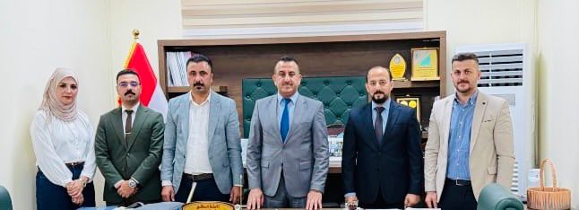 Read more about the article فريق العيادة القانونية تنفذ جولة توعوية في هيأة الإحصاء ونظم المعلومات الجغرافية