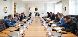 Read more about the article نائب رئيس مجلس الوزراء– وزير التخطيط يترأس اجتماعًا للجنة معالجة مشكلات المستشفيات المتلكئة