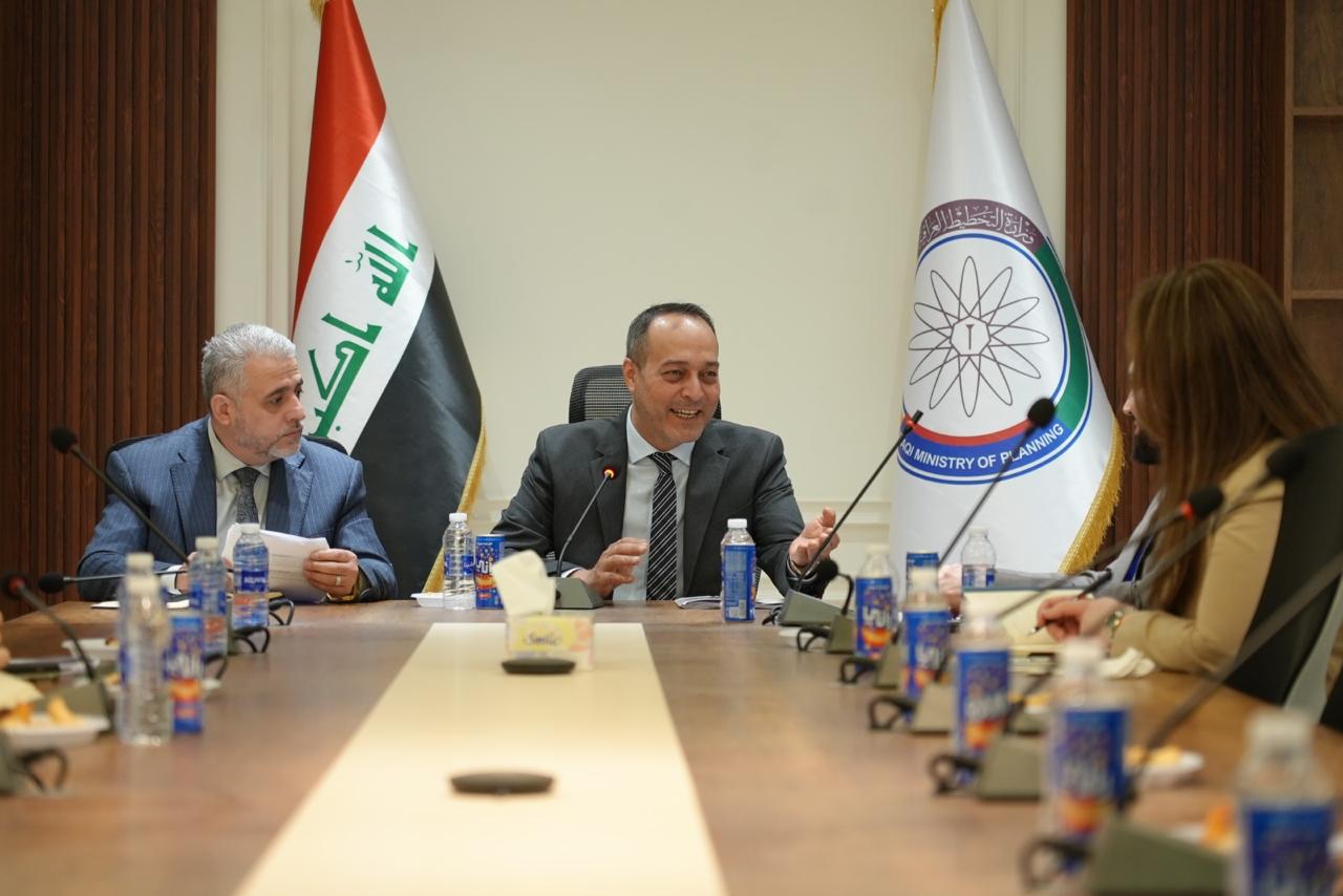 You are currently viewing وزارة التخطيط تبحث مع البنك الاسلامي للتنمية آليات اقتراح وتمويل عدد من المشاريع القطاعية