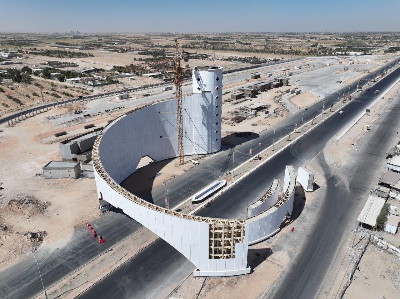 You are currently viewing وزارة التخطيط تتابع ميدانياً مشروع إنشاء البوابة الشمالية لمحافظة النجف الأشرف باتجاه كربلاء المقدسة