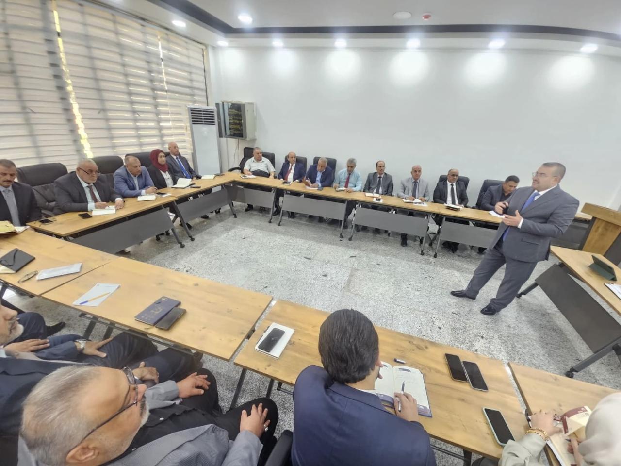 Read more about the article وزارة التخطيط: المركز الوطني للتطوير الإداري يُقيم دورة لتطوير مهارات معاوني المديرين العامين