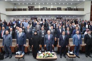 Read more about the article وزارة التخطيط تعقد المؤتمر العلمي الأول لاستثمار براءات الاختراع في القطاع النفطي