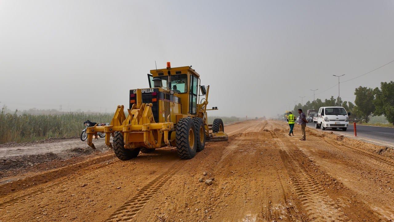 You are currently viewing وزارة التخطيط تطّلع ميدانياً على مشروع تأهيل طريق (بغداد – كربلاء)