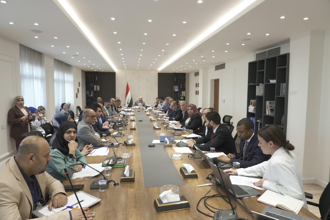Read more about the article وزارة التخطيط تبحث مع شركة KBR تنفيذ المرحلة الثانية من المخطط الاقتصادي الشامل للعراق حتى عام 2050