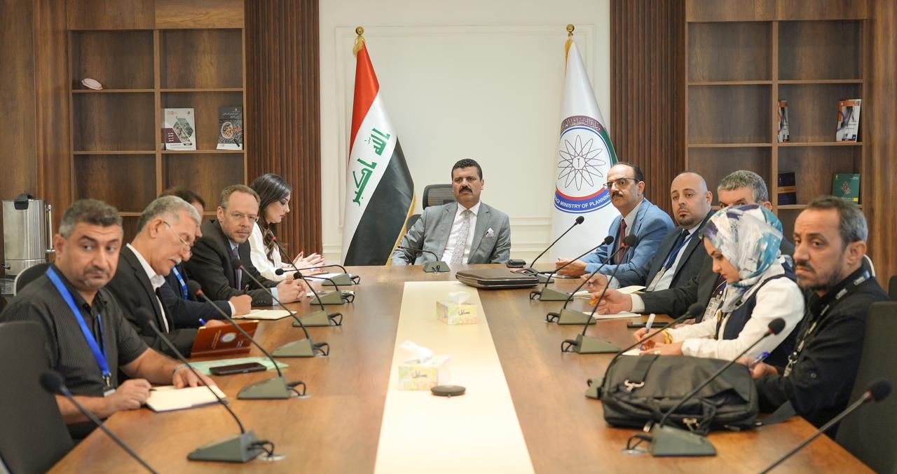 Read more about the article وزارة التخطيط تبحث مع برنامج الأمم المتحدة الإنمائي اعتماد نموذج التوازن العام في الاقتصاد العراقي