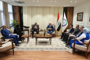 Read more about the article وزارة التخطيط تبحث مع المعهد العربي للتخطيط سُبل تطوير القيادات الإدارية وبناء القُدرات الوطنية