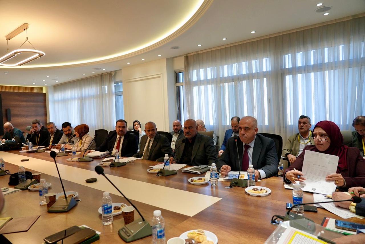 Read more about the article وزارة التخطيط تُناقش آليات تنفيذ المشاريع المُمولة من القروض ضمن قانون الموازنة الثلاثية