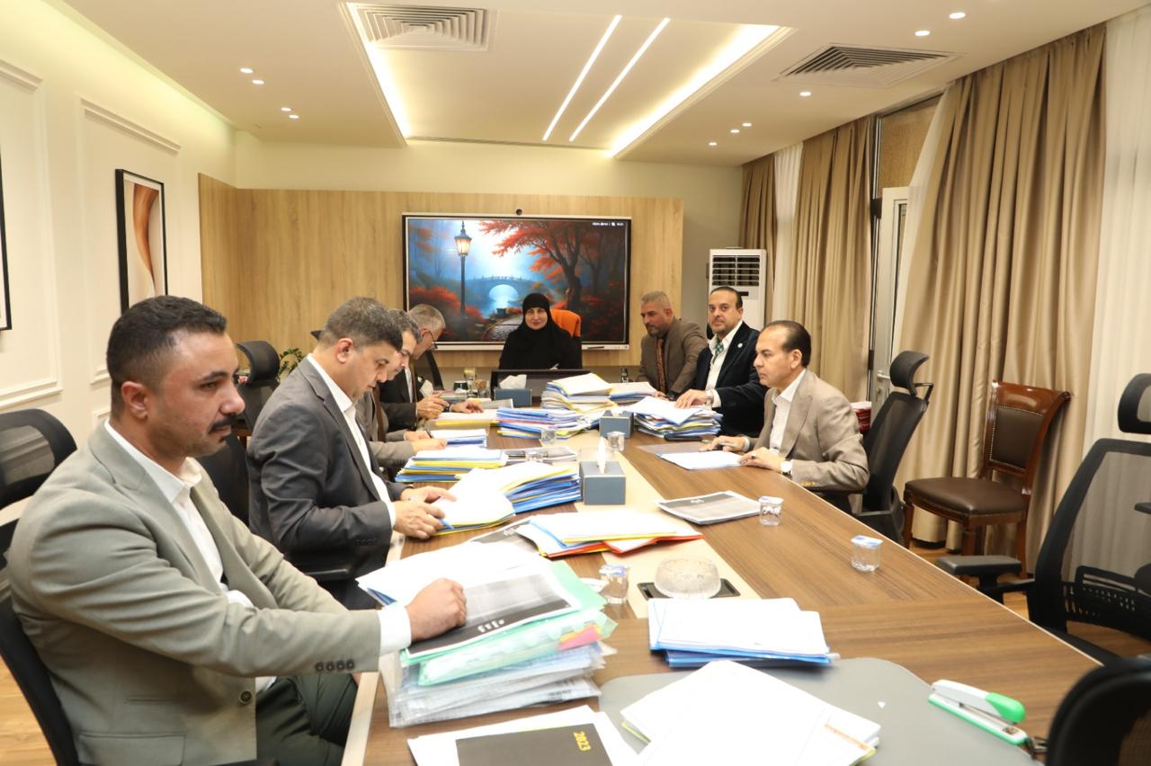 You are currently viewing لجنة تصنيف المقاولين في وزارة التخطيط تُنجز أكثر من (206) معاملات إصدار وتجديد لهويات التصنيف