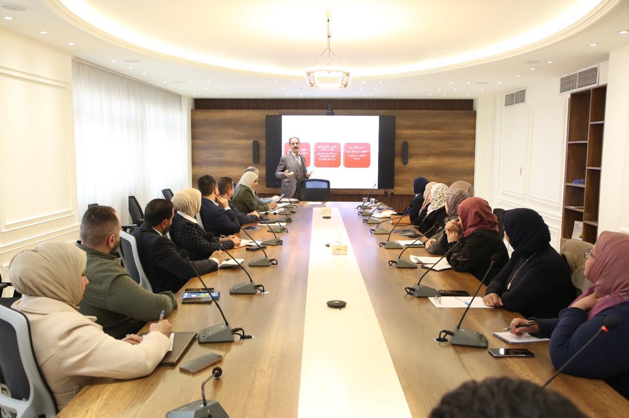 Read more about the article وزارة التخطيط تواصل تنفيذ برنامجها التدريبي الخاص بمنهجية كتابة البحوث والدراسات العلمية