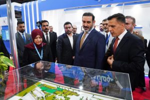 وزير التخطيط وكالة الدكتور خالد بتال النجم يجري زيارة الى معرض بغداد الدولي ويتفقد جناح وزارة التخطيط