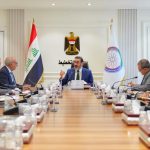 وزير الصناعة والمعادن- وزير التخطيط وكالة يترأس اجتماعا حكوميا لتطوير الأداء وتحسين الإنتاج في قطاعي النفط والنقل