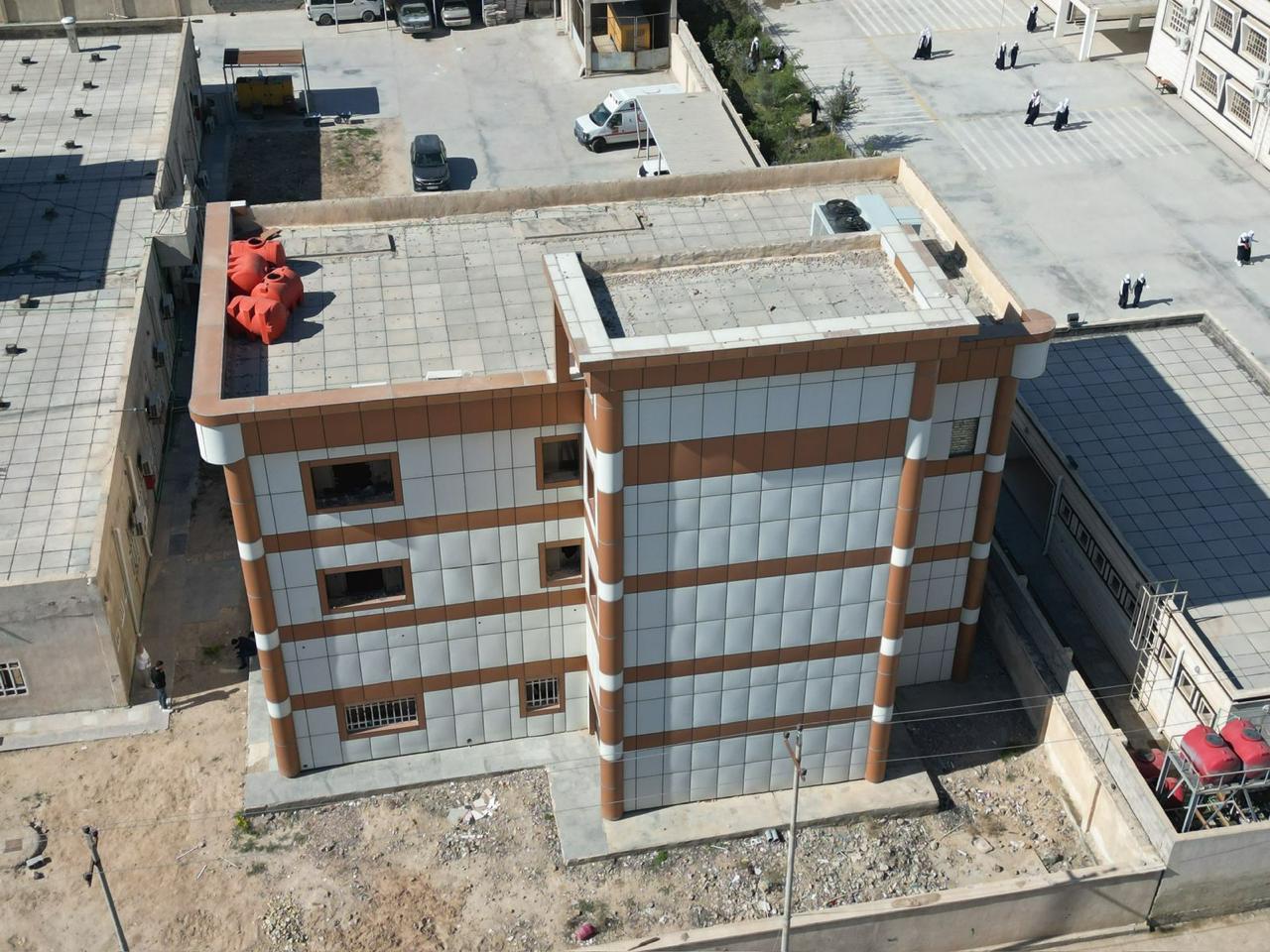 You are currently viewing وزارة التخطيط تطّلع ميدانيًا على مشروع مركز منسق التدرن في البصرة لبحث أسباب توقفه