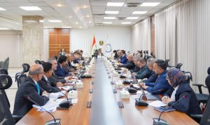 وزير التخطيط وكالة يترأس الجلسة الأولى لهيأة الرأي لعام 2026
