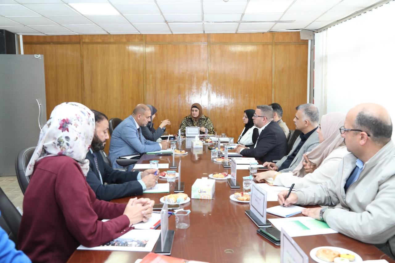 You are currently viewing وزارة التخطيط تبحث إطلاق برنامج الأشغال العامة