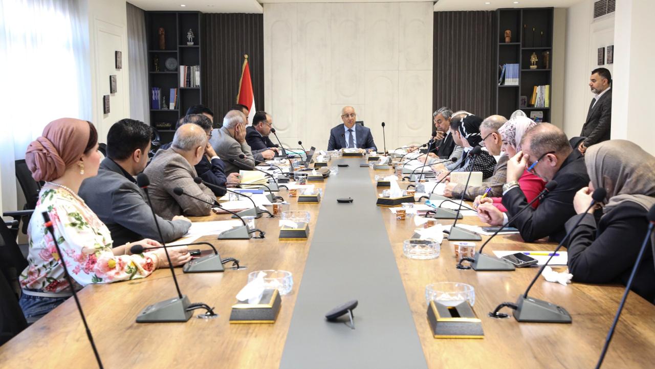 You are currently viewing وزارة التخطيط تتابع نسب إنجاز دراسات التحليل المعمق لبيانات التعداد العام للسكان والمساكن