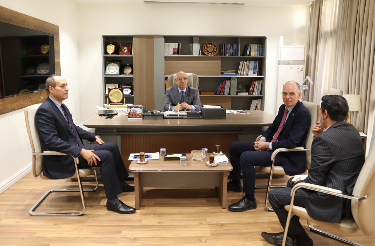 You are currently viewing وزارة التخطيط تبحث مع بعثة الاتحاد الأوروبي آفاق التعاون المشترك