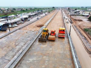 وزارة التخطيط تتابع المراحل النهائية لمجسر تقاطع دجلة (مكيشيفة) في صلاح الدين