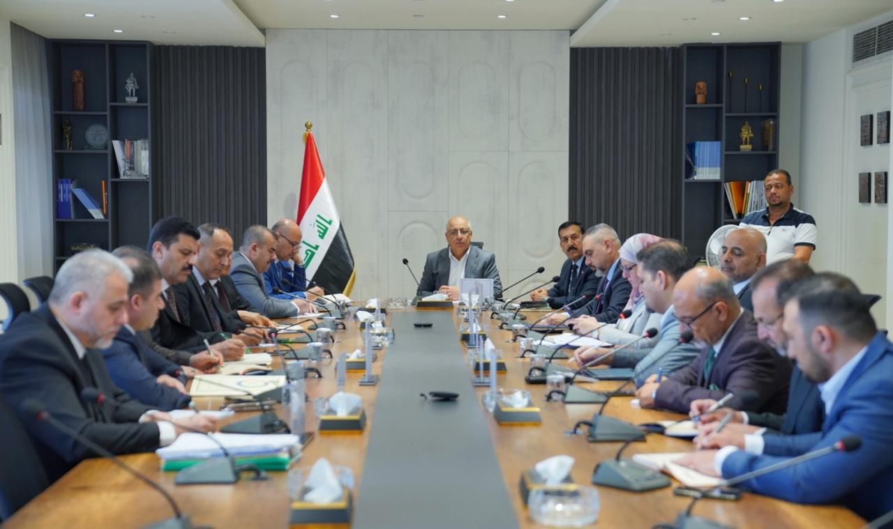 You are currently viewing وزارة التخطيط تبدأ بإعداد حقيبتها الوزارية للحكومة الجديدة