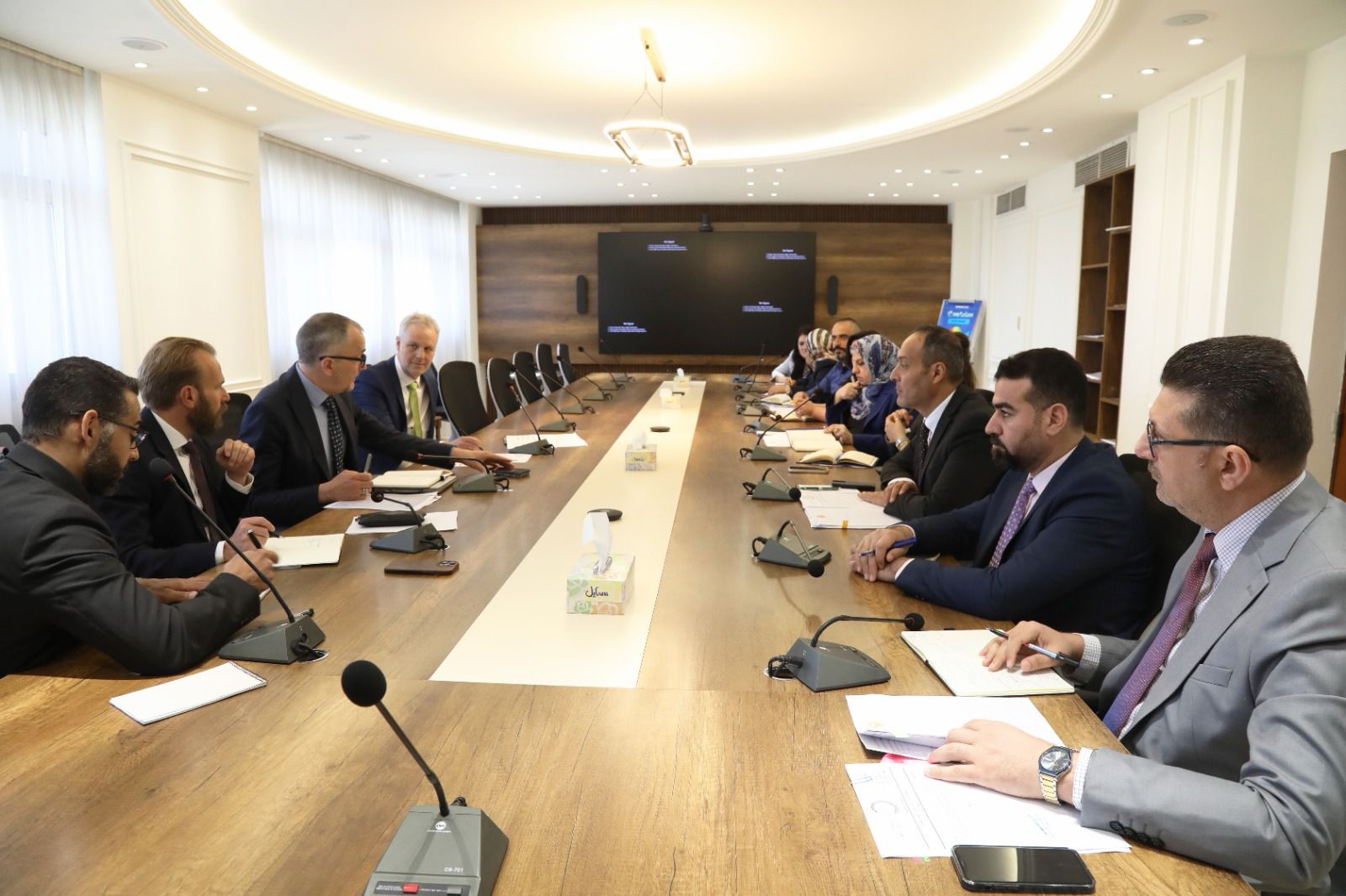 Read more about the article وزارة التخطيط تبحث مع الوكالة الالمانية للتنمية تعزيز التعاون الإنمائي واستكمال المشاريع المشتركة