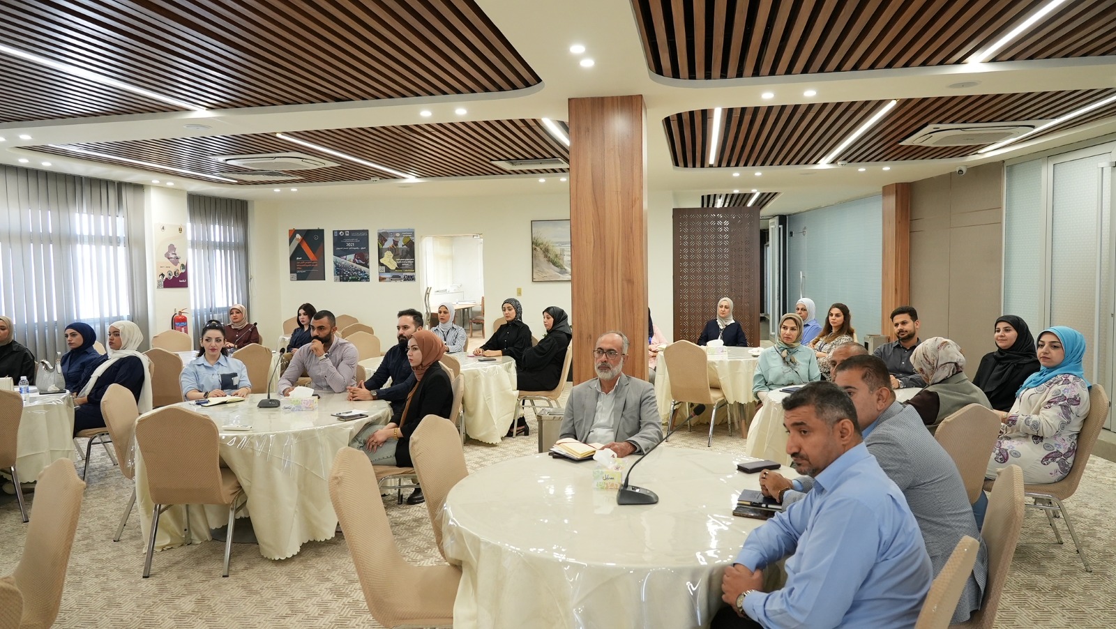 You are currently viewing وزارة التخطيط تناقش استراتيجية “السّحاب المُمطرة” للتحول الاقتصادي والتنمية المُستدامة في العراق