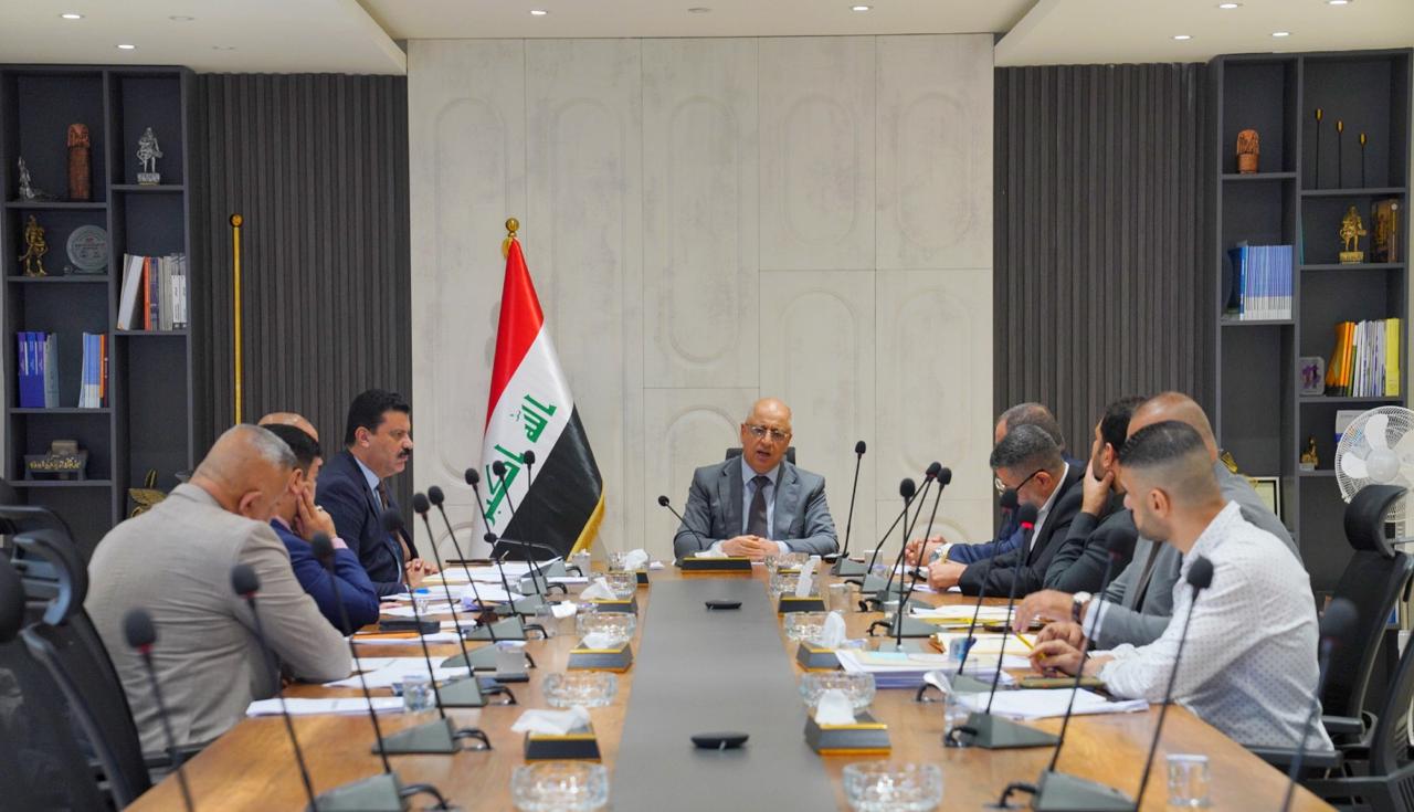 You are currently viewing وزارة التخطيط تعقدُ الاجتماع الأول للجنة التحضيرية للانتخابات التكميلية لمجلس تطوير القطاع الخاص