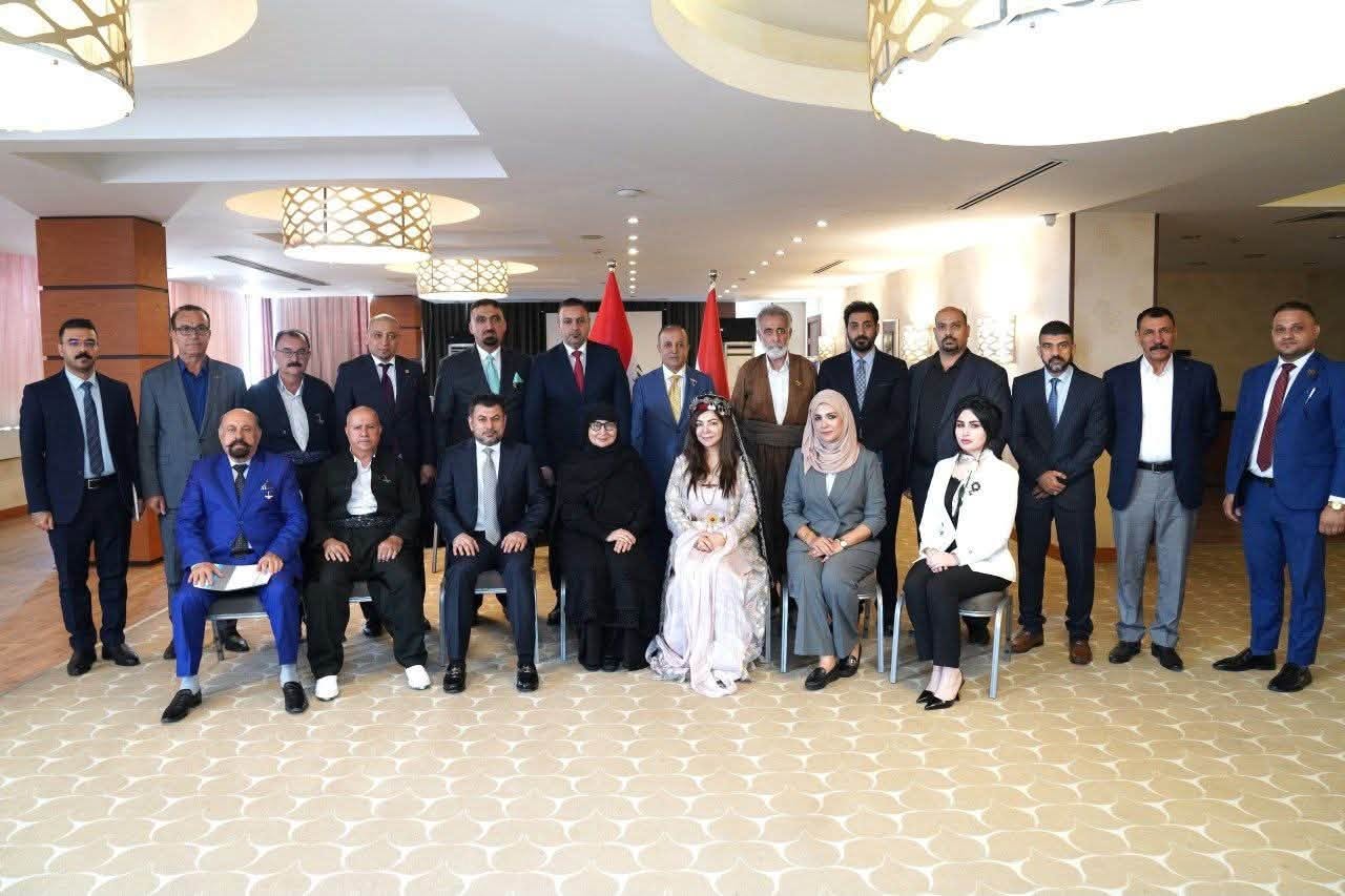 Read more about the article وكيل وزارة التخطيط تلتقي عددا من ممثلي الديانة الزرداشتية في محافظة أربيل في ضوء اعداد استراتيجية تنموية شاملة داعمة للأقليات في العراق