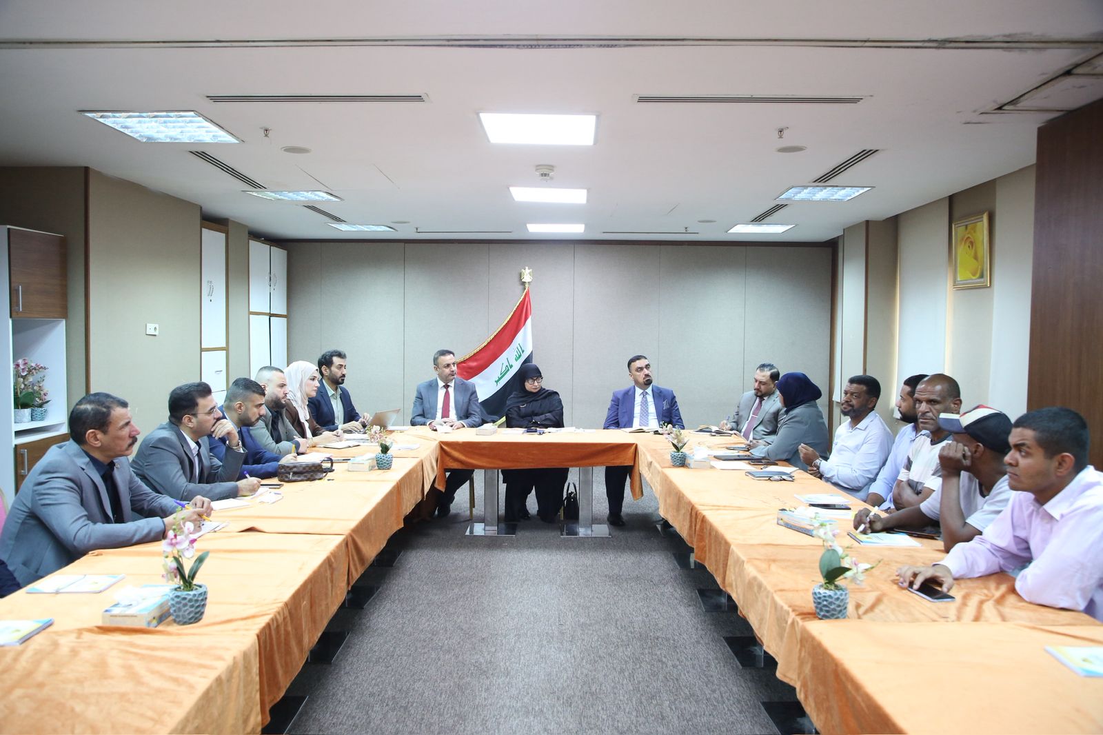 Read more about the article وكيل وزارة التخطيط تلتقي عددا من ممثلي ذوي البشرة السمراء في محافظة البصرة
