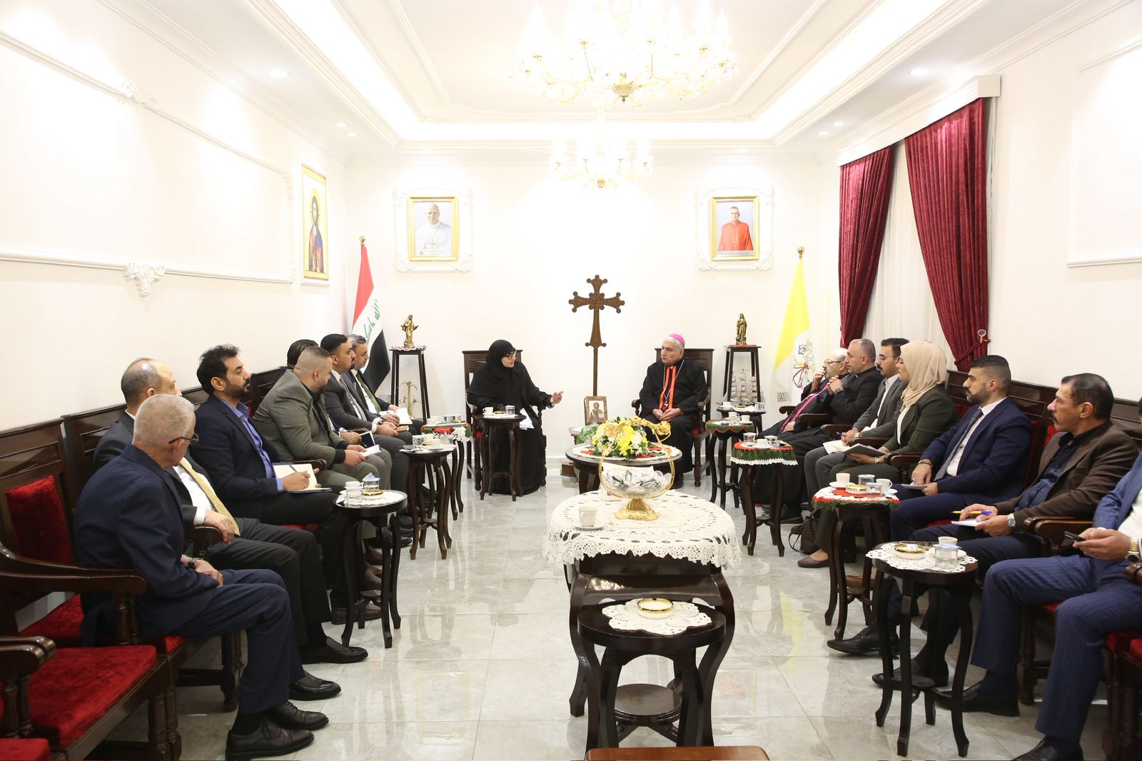 Read more about the article السيدة وكيل وزارة التخطيط تلتقي عدداً من ممثلي الطوائف المسيحية في محافظة البصرة