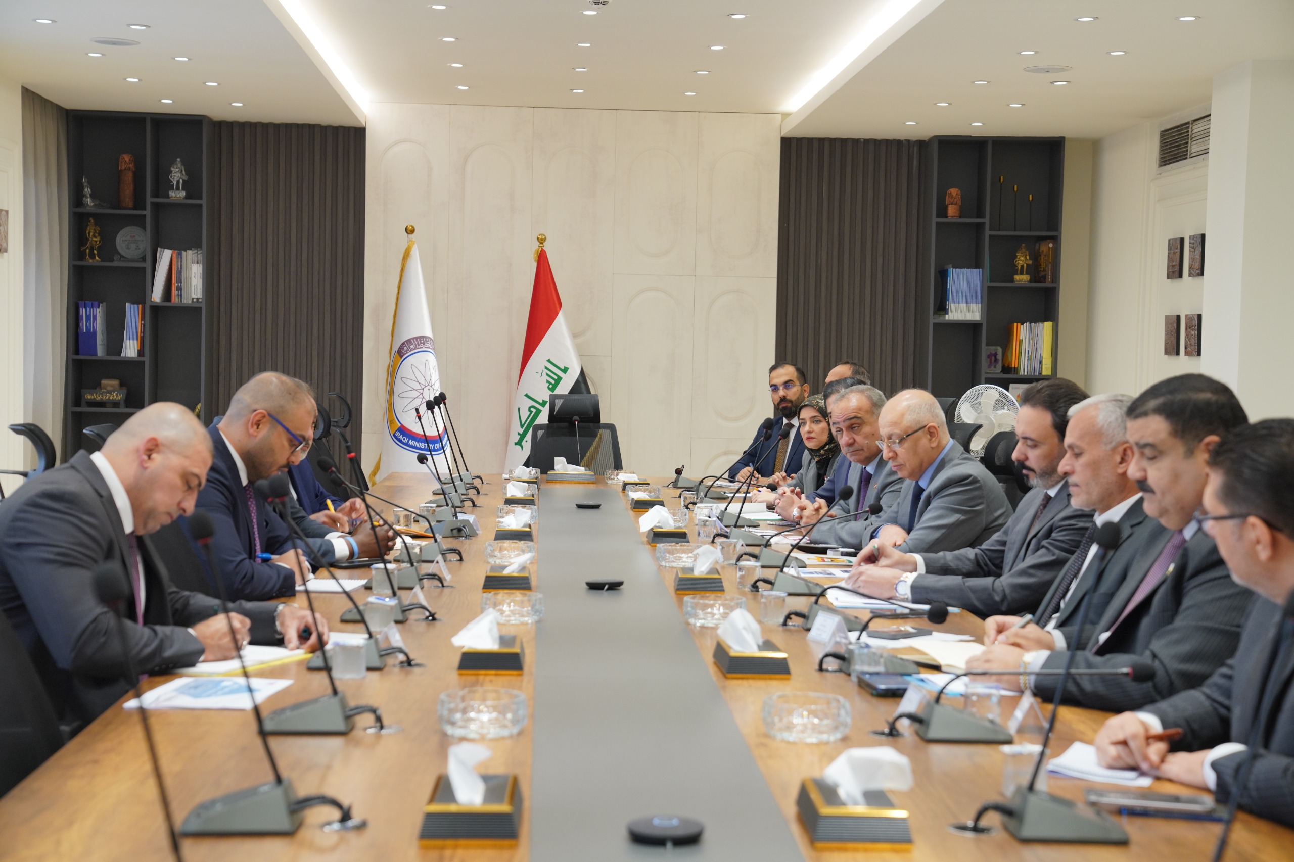 You are currently viewing وزارة التخطيط تعقدُ اجتماعاَ مع مُمثلي مركز التجارة الدولية وتبحثُ معه اوجه التعاون مع الحكومة العراقية