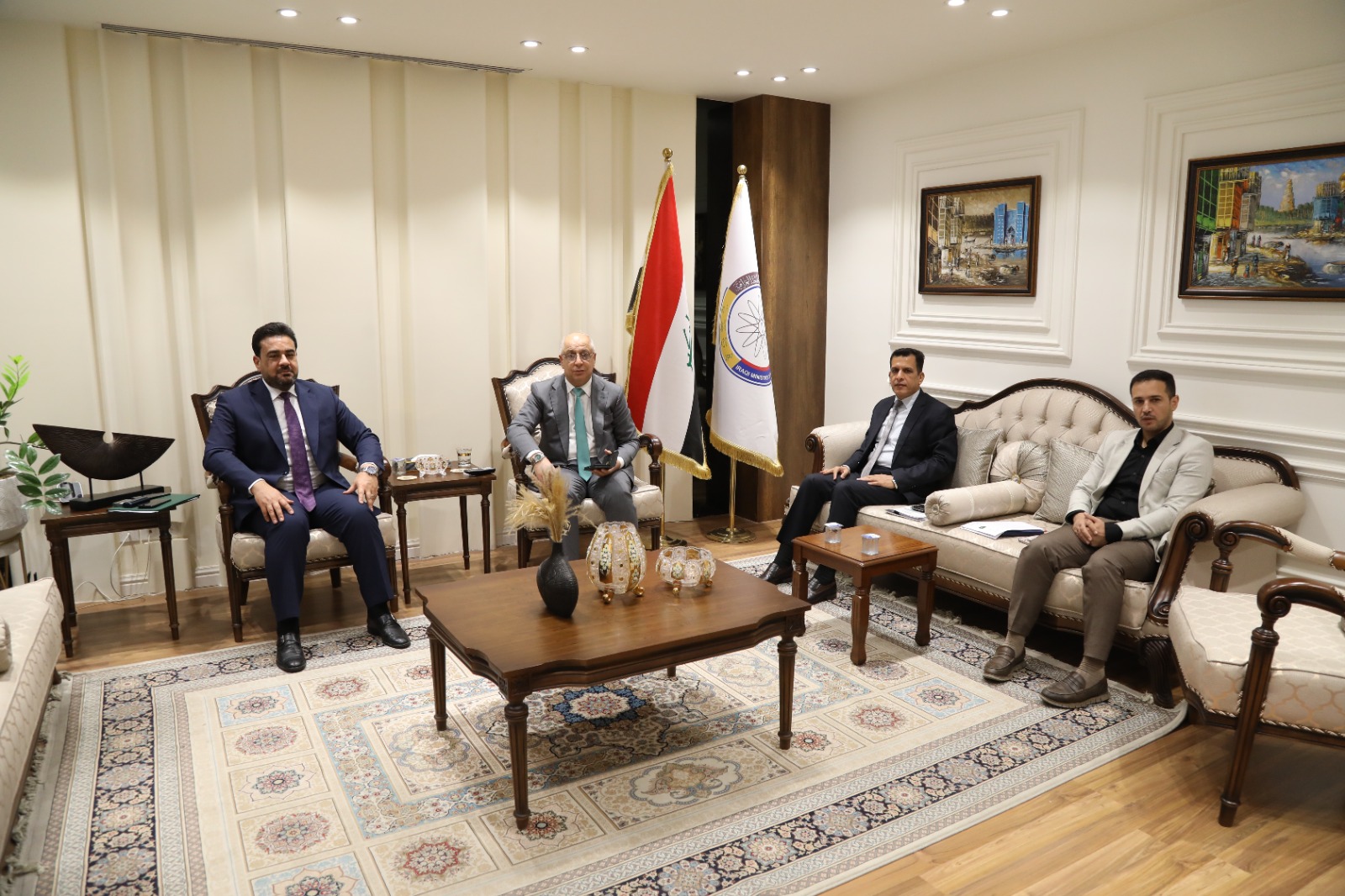 You are currently viewing وكيل وزارة التخطيط يبحث مع محافظ الانبار تخصيصات المحافظة ضمن موازنة العام المقبل ٢٠٢٧