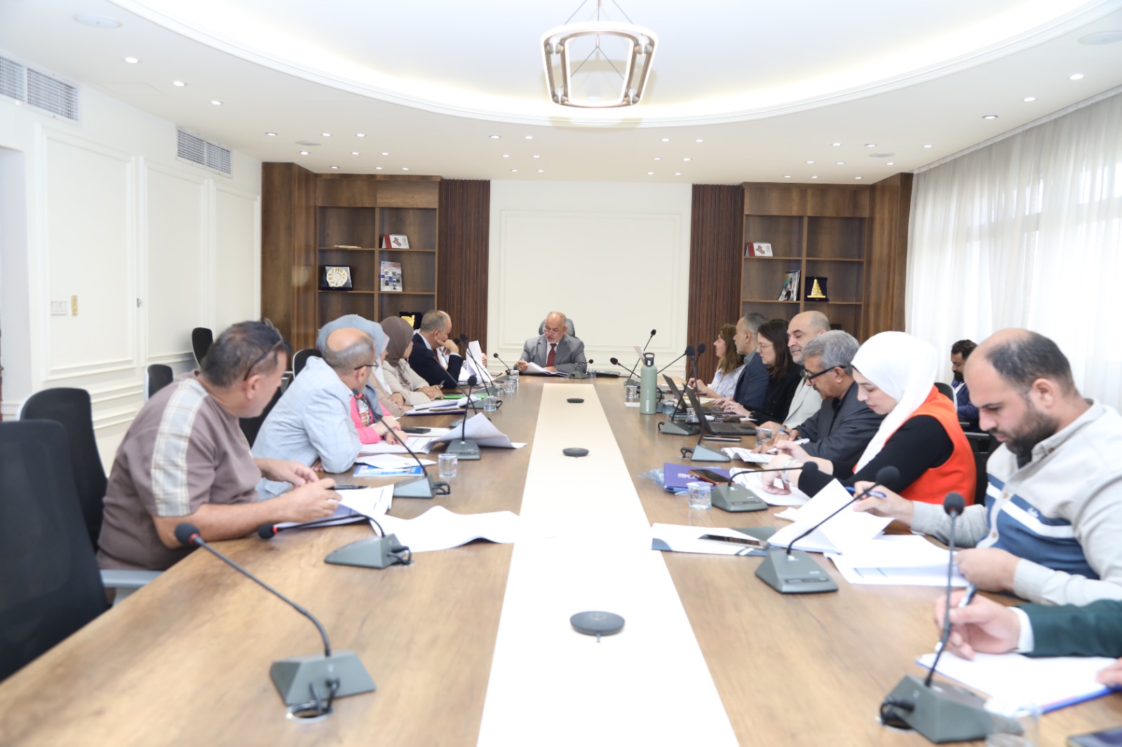 You are currently viewing وزارة التخطيط تناقشُ إعداد الخطة التنفيذية لإستراتيجية الحماية الاجتماعية في العراق
