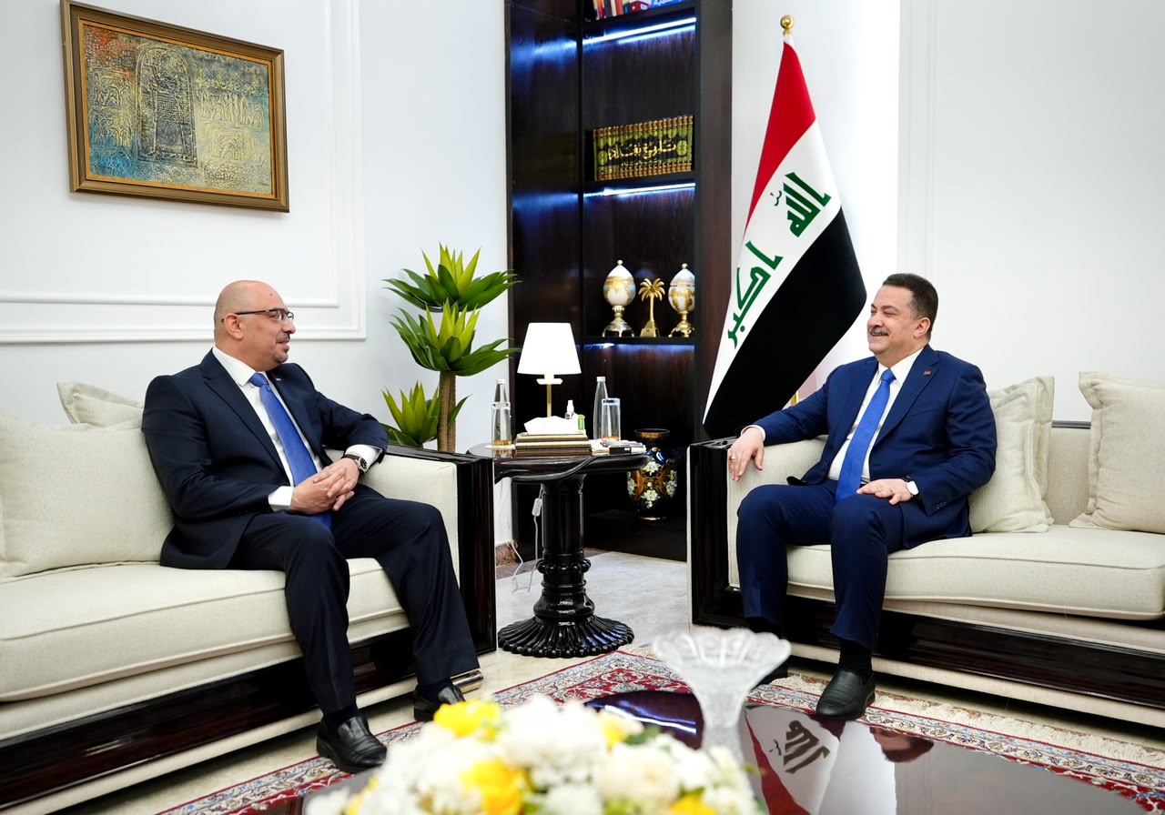 You are currently viewing معالي وزير التخطيط يلتقي السيد رئيس ائتلاف الاعمار والتنمية