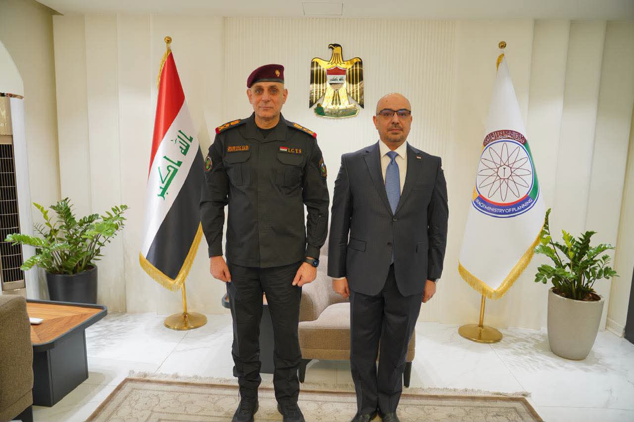 Read more about the article وزير التخطيط يستقبل رئيس جهاز مكافحة الإرهاب ويبحث معه سبل تعزيز التعاون المشترك