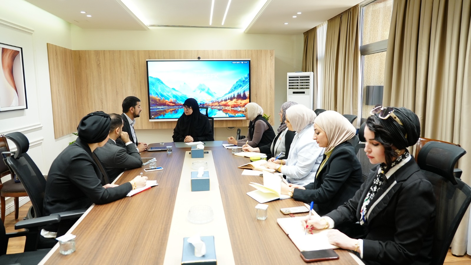 Read more about the article وزارة التخطيط تبحث إعداد استراتيجية التحول الرقمي