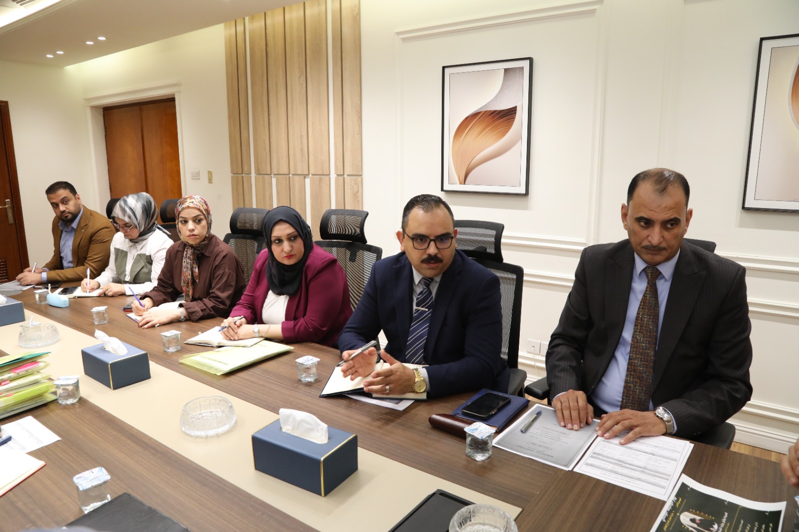 Read more about the article وزارة التخطيط تبحثٌ الاستعدادات لعقد مؤتمر يوم الوظيفة الوطني وآليات تقييم المُرشحين للجائزة